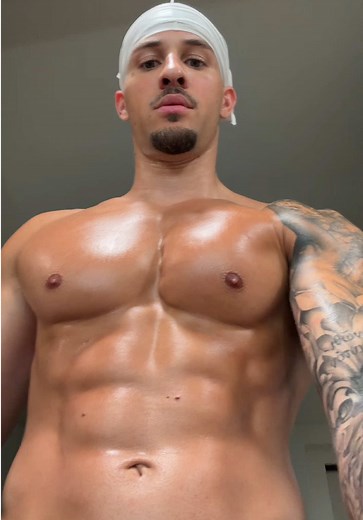 Why I'm So Smooth: Anabolic Steroids Explained