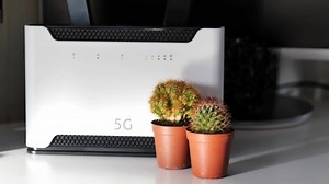 Wireless Modern Wi Fi Router 5g Stock Footage Video (100% Royalty-free) 1086616733 | Shutterstock