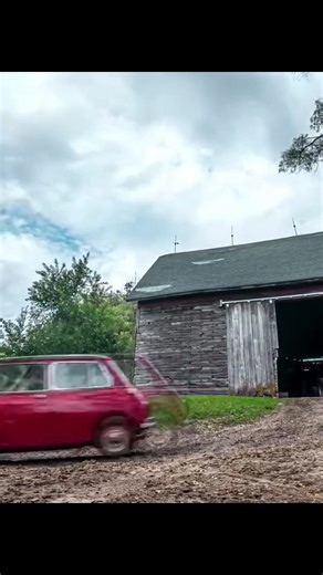 Revamping my Mini Cooper engine! 🛠️🚗 #minicooperrepair #pocketrocket🚀 #DIYAuto #CarRestoration #enginelovers #viralvideo #MechanicLife #monetizartiktok #foryoupage #mechanicmaster #horsepowerhustlers #classic #enginerebuild