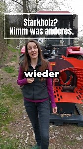 Klartext: Der Spaltmeister ist nicht fürs Starkholz – sondern die Turbomaschine fürs Schwachholz. 4-in-1 in einem Zug: auf Meter sägen, spalten, auf Ofenlänge bringen, verladen. Mindestens 10× schneller als dein Stehspalter/Wippsäge-Setup, gleicher Drehzahlbereich – aber ohne Zeitfresser. Ergebnis: Heute gemacht. Für den Winter bereit. | Spaltmeister