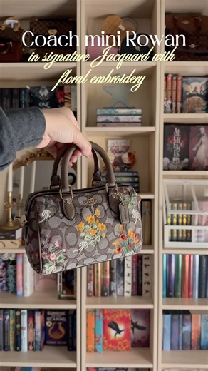 #coachoutlet #handbags #purseshopping #pursehaul #handbagshaul #unboxingvideo