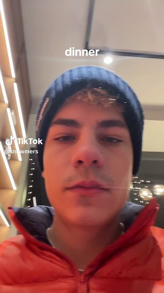 snowmers (@snowmers)’s videos with derinbuba - notspoti