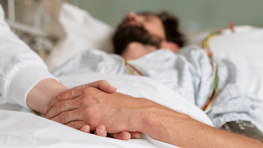 Hospice nurse says there are 12 signs someone is nearing their death