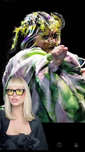 #NEWSFASH 📣 A look at Björk’s tour fashion and impact in the lead-up to Coachella. Stylist: Edda Gudmundsdottir #bjork #coachella #delcore #noirkeininomiya #balmain