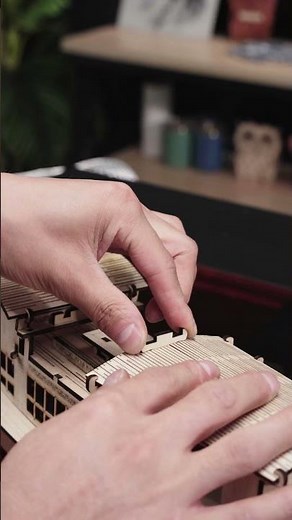 Cut it with #AtomStackKraft, built it by hand. ⛵ #AtomStack #LaserCutter #DIY