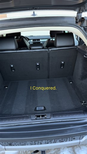 One of the dirtier details we've done but this 5 year old (never detailed) Range Rover turned out👊🏼🔥 Sometimes we really love the challenge of bringing a car back to life✨✨ Overdue for a detail? Call us ASAP‼️ 📲BOOKING NOW: (435) 231-4653 📌www.vipdetailutah.com . . . . . . . . . . . . #southernutah #vipmobiledetail #paintcorrection #luxurycar #ceramiccoating