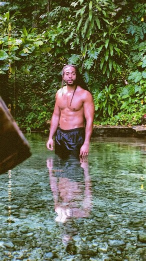 Call me Grey of the jungle 😉 have a safe weekend | Leon grey