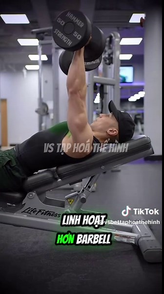 Ngực Căng và Form Chuẩn: Bí Quyết Từ Gym