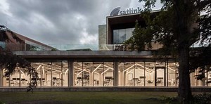 TECHNOLOGY COMPANY SATLINK ACQUIRES CANADIAN XEOS TECHNOLOGIES