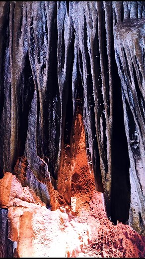 See what makes Southern Arizona unique! Visit one of the many Southern Arizona attractions like Old Tucson, the Arizona-Sonora Desert Museum, Colossal Cave Mountain Park, Pima Air & Space Museum and more! | Visit Tucson