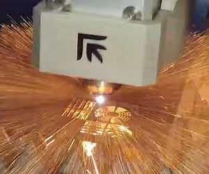 Demonstrating The Incredible Power of a Fiber Laser Cutting Machine