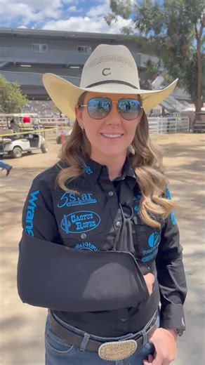 For those of you that have been worried about Hope Thompson after her terrifying accident in Clovis, California—we got good news! You can expect to see the Resistol cowgirl back in Reno! 📸 Kendra Santos | The Breakaway Roping Journal