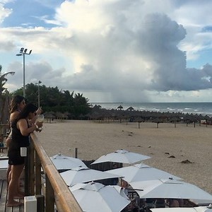 11K views · 1.1K reactions | This is beach club done right in Fortaleza! Great vibe, music great looking crowd... and they get the food right!! good spot to enjoy : @rubemrobierbart @orbitabluebar | Sam Champion | Facebook