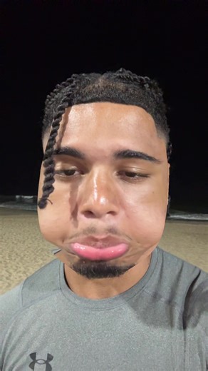 Vídeo de Bellin 🪙 (@_imbellin) relacionado a Work Hard, Play Hard