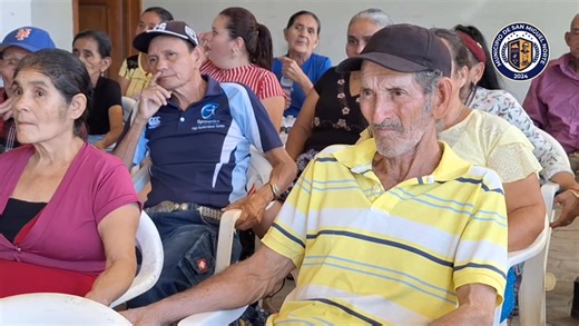 Esta mañana se llevó a cabo una reunión como Alcaldía Municipal del Distrito de Carolina, en la que agradecemos el valioso acompañamiento del #Arq_Carlos_Méndez y del #Dr_Óscar_Ánima_López. Durante la actividad, se compartió información importante con personas adultas mayores sobre los derechos que les asisten como sector prioritario. Asimismo, contamos con la participación de una educadora de la Procuraduría para la Defensa de los Derechos Humanos (PDDH), quien reforzó estos conocimientos y ori