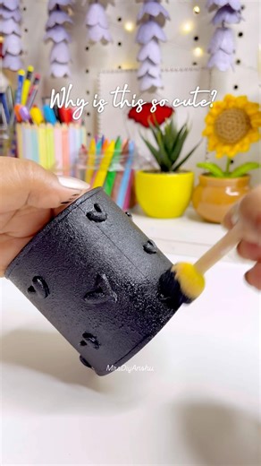 Diy cute aesthetic desk decor #bestoutofwaste #diycrafts #homedecordiy #recycle #trendingshorts