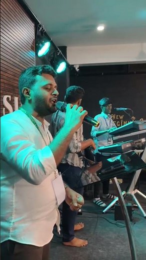വരുന്നു നാഥാ അങ്ങേ കാണുവാൻ വരുന്നു പ്രിയനേ നിൻ ശബ്ദം കേൾക്കുവാൻ ഇതിലും ആഴമായ || Brother Bovas Raju