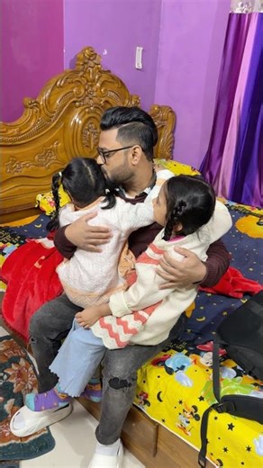 😜 “Surprise loading… hidden under a blanket 🤭🥰 #hideandseekfun #surprise #fatherdaughter #shorts