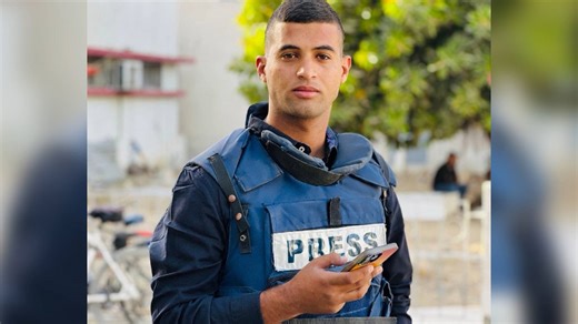 Recordamos a Hossam Shabat, periodista de Gaza que murió en un ataque israelí y cuyo nombre había aparecido previamente en una “lista negra”