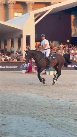 That’s how you roll in 😉🐴✨🇫🇷😮‍💨
