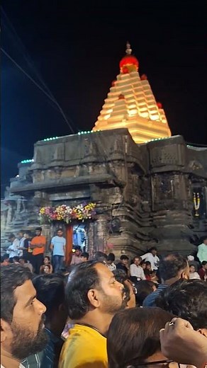 Navratri 2025 at Mahalaxmi Mandir Kolhapur | Ambabai Temple Vlog | Shakti Peeth of Maharashtra