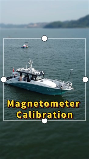 👇 🧭 Magnetometer Calibration | Compass Accuracy Check Make your GPS heading more precise ⚓ Look at the lower right corner of the remote 👀 That number you see? ➡ It’s the magnetometer ➡ Also works as your built-in compass 🔹 Step 1 | Compare Directions Open your Compass APP 📱 Place the phone parallel to the GPS head Now check: • Remote shows 101° • Phone shows 104° or 97° 👉 Within ±10° = Normal ✅ No adjustment needed. 🔹 Step 2 | When Calibration Is Needed If the numbers don’t match ❌ It’s t