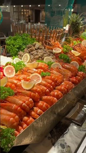 胡志明龍蝦吃到飽新選擇/五星飯店Mai House Saigon 海鮮自助餐/食材新鮮好吃，重點是還不貴