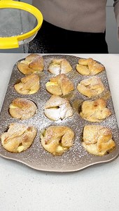 Quick & easy 3 ingredient dessert I make lemon bites with crescents, cheesecake filling and lemon curd. | Justine Kameron