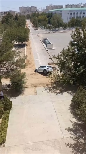 ۞ Уличная Суета ۞ on Instagram: "Muna name diyjek indi 🤣🤣 . . . Трек в Телеграме, ссылка в шапке профиле🤍 Всем желаю такой аппарат✌ Оцени видео❤ Подпишись на: @narusheniya.tm ✔ Пиши в коммент 👇📩 Сохрани что бы не потерять 📥 Owner: Присылайте фото/видео своих красоток в Direct _____________________________________________ . . . #музика #музика2019 #музикавмашину #автозвук #музончик #музон #музонкачает #музыка #музыка2018 #музыкавмашине #музыка2019 #музычка #новинкимузыки #бандит #бандиты #б