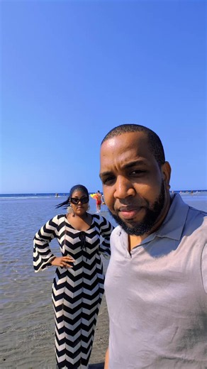 Mrs Barry here 🥰🥰😅🤤🤤🛖🛖❤️❤️🇬🇳👌👌 #sierraleonetiktok🇸🇱🇸🇱✅💯💋🌹❤️ #duet #guineenne224🇬🇳 #fyp #viralvideo