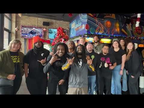 The Paradox Hang with Fans at an Arcade | Q101 x 312 Exclusive