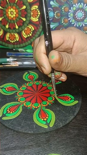 Easy Dot Mandala Brush Stroke Patterns 💚❤️|Relaxing Mandala Art #Shorts #dotmandalas #mandalaart