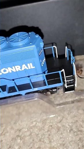 new Conrail sd40-2!!!