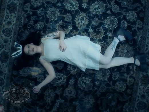 【中英MV】The Birthday Massacre - Blue | 工业摇滚 暗潮