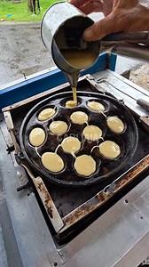 2.9M views · 26K reactions | 5 ribu dapet seloyang jajanan ini !! . . #carijajan #jajanan #food #foodie #kuepancong #ideusaha | Cari Jajan | Facebook