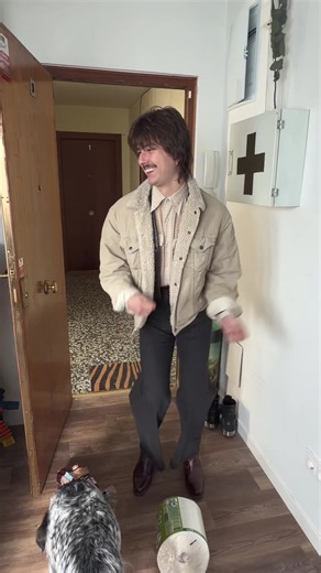 Bailar mal tambien es una virtud :) Me encantaria ver vuestros pasos prohibidos jajajaja #fyp #foryou #viral #newmusic