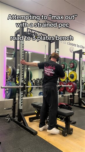 I am not happy with the weight that was done but my pecs feel so strained and uncomfortable, no pec tear 😅 Road to 3 plates bench #gym #trending #gymbro #benchpress #gymtok