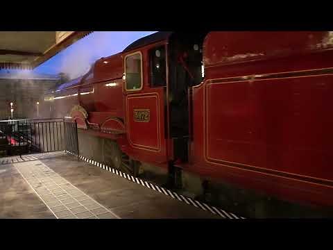 Hogwarts express arrival at Hogsmead