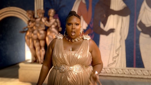 『极清高音质音乐录影带MV』莉佐 Lizzo feat. Cardi B - Rumors