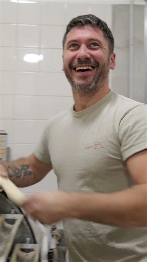 POV : it's 4AM in a French Bakery and you shape bread with your Apprentice 🥖🇫🇷 #frenchbakery #bread