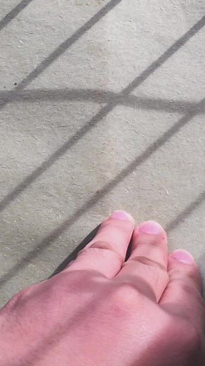 2.1K views · 47 reactions | Simple Mandala art✨ #art #drawing #mandalachallenge #simple #flowers #patterns #doodle #shades #mindfulness #relax #fbreelsvideo #facebookreels #viralreels23 #reelsviral #reelsviral #comment #engagement #followers #viralreelsfb #stressfree | Artthrive | Facebook