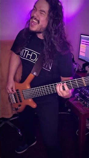 Time is Running Out by ‪@muse‬ #bassguitar #basscover #muse