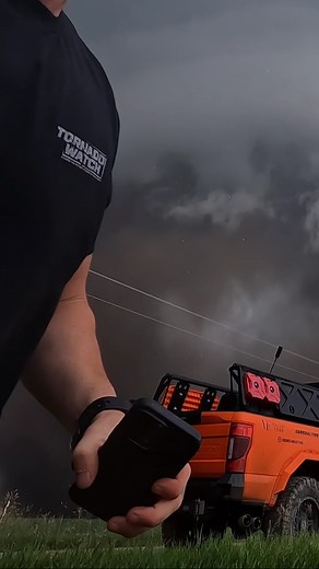 Look at the rotation on this EF4 tornado! 🌪️😲 This wild twister took place near Didsbury, Alberta, Canada. 🇨🇦 #TornadoWatch #StormChasing #Twisters #SevereWeather #Tornado | Ricky Forbes