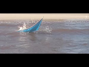 rc boat kapal nelayan melawan ombak