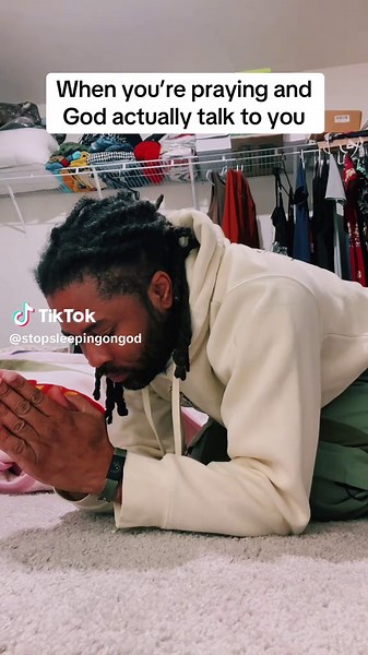 Lord is that you? 🤔 . . . . . . . . (Speaking of prayer, I wrote a FREE prayer ebook. The link in in my bio)