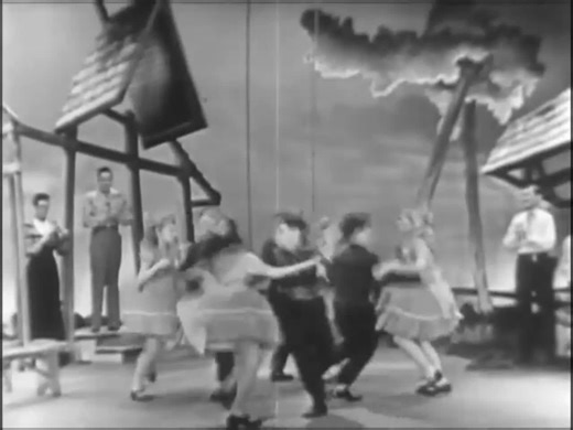Step back to March 3, 1956, when the Grand Ole Opry came into living rooms across America on live television. Hosted by the King himself, Roy Acuff, this classic broadcast featured an all-star lineup including Minnie Pearl, June Carter, Chet Atkins, Marty Robbins, Kitty Wells, and more—captured in the golden age of live TV, sponsored by Purina, and preserved forever on kinescope. This is country music history as it truly happened. 📺🎶 #GrandOleOpry #OnThisDay #ClassicCountry #CountryMusicHistor