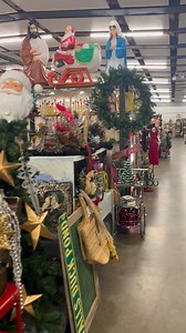 5.9K views · 54 reactions | Hey Friends- Chickmas is our smaller, Cozy Market - Due to Needing a Heated Bldg. Festive & FUN! FRI DEC 5th 10-12 Early Bird $5. At the door 12-4pm $3. FREE Entry  4-6pm!  SAT DEC 6th 10-4pm $3. ATM on site, BUT cash is Always king! FREE PARKING | Country Chicks LLC | Facebook