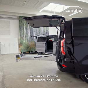 ⚡🚐 Danmarks første elektriske handicapbil – Ford E-Tourneo Custom Frihed, komfort og tilgængelighed samlet i én bil. 👉 Op til 305 km rækkevidde 👉 Fleksibel indretning med plads til alle 👉 Specialtilpasning med avancerede hjælpemidler Perfekt til personer med særlige behov – bilen tilpasses dig, ikke omvendt. | Langhøj ApS