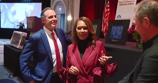 7 News Detroit anchor Carolyn Clifford honored with induction into CATCH Charity Hall of Fame