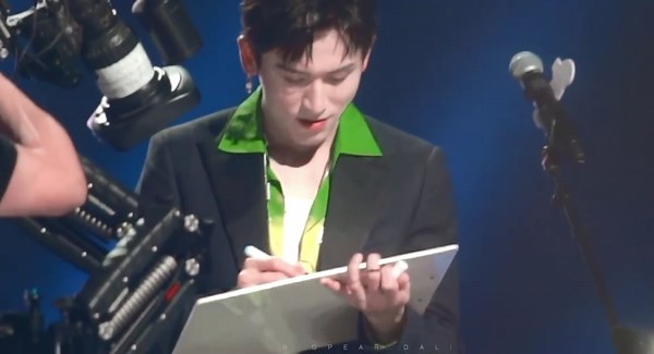 12K views · 2.9K reactions | Zhang Zhe Han Ctto | Zhang Zhe Han | Facebook